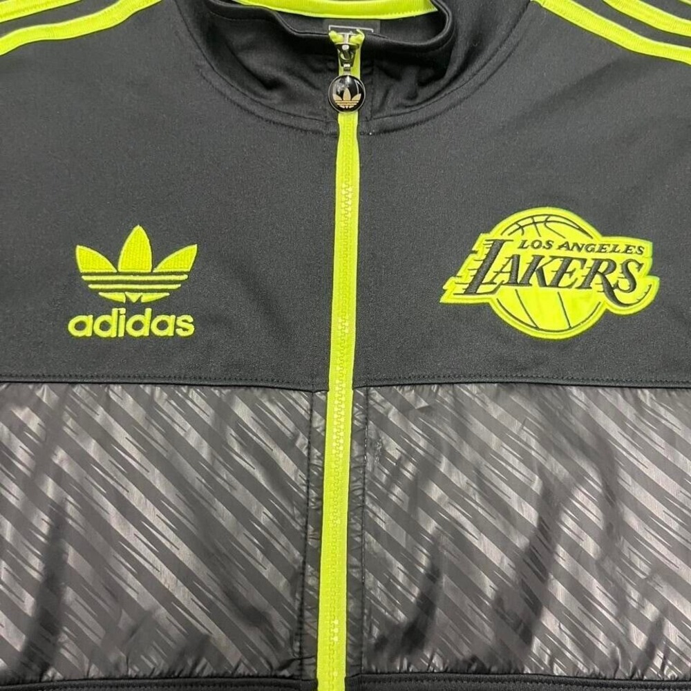 Y2K Adidas Los Angeles Lakers zip up Track Jacket - Picture 2 of 8